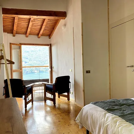 With Lake-view -breck&fest *