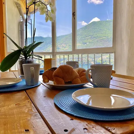 With Lake-view -breck&fest Ferienhaus Blevio