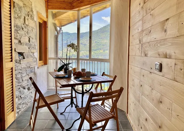 Feriehus With Lake-view -breck&fest *
